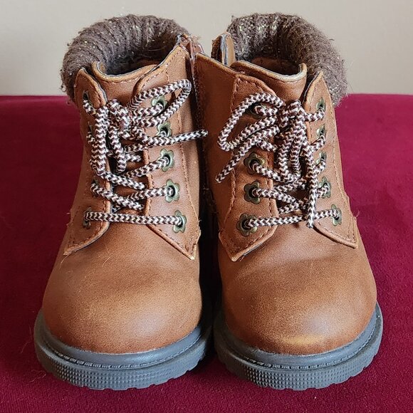 Wonder Nation Baby Girl Sweater Boot, Size 6 - Picture 1 of 8